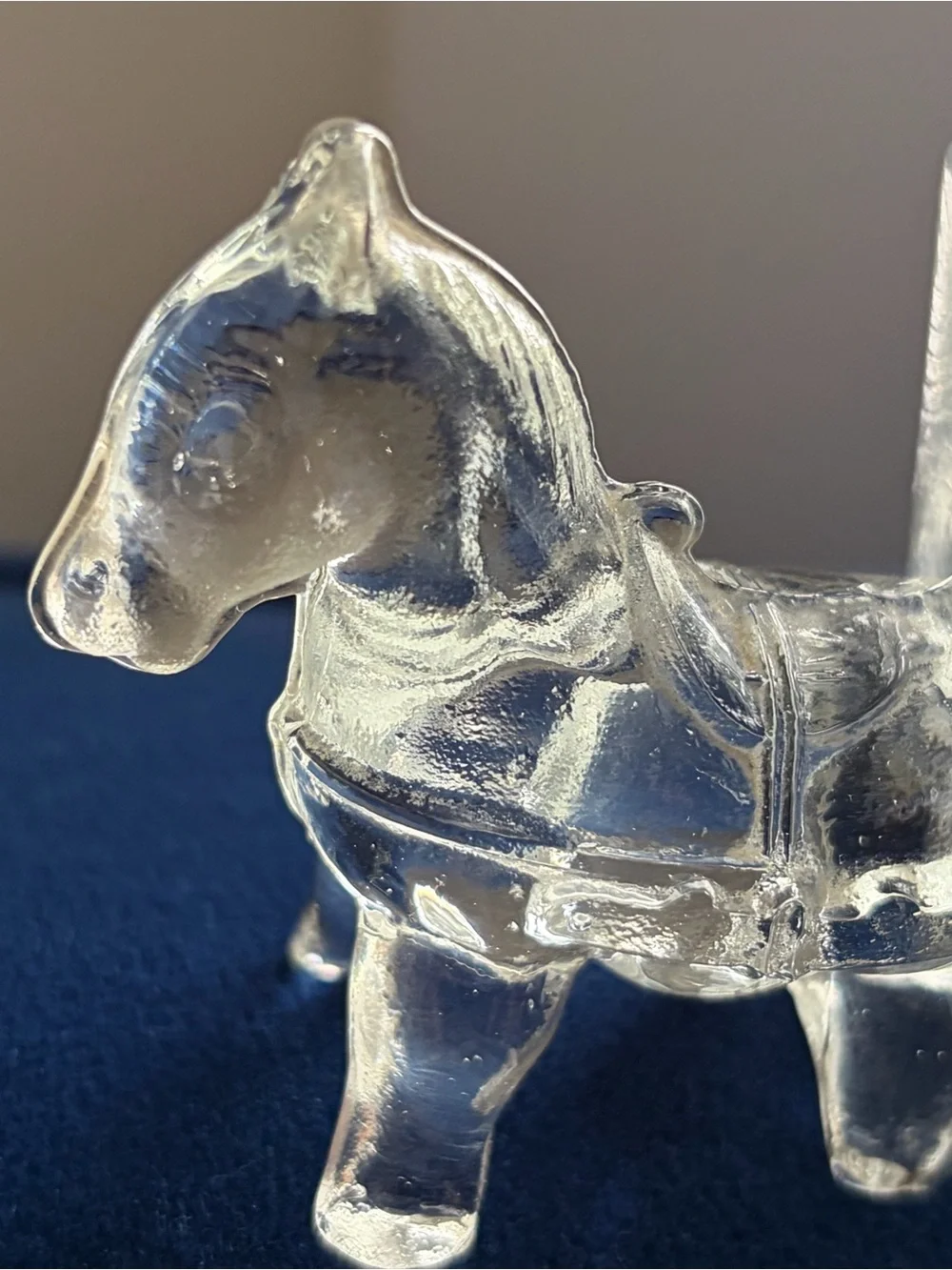 Source Unknown Clear Glass Horse-Drawn Carriage Candle Holder candy dish